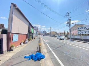 岡本マンションの物件外観写真